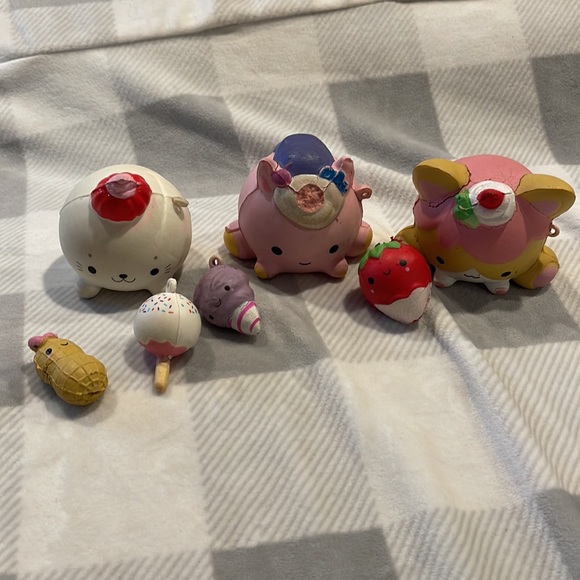 Smooshy Mushy Fridge - Picture 4 of 4